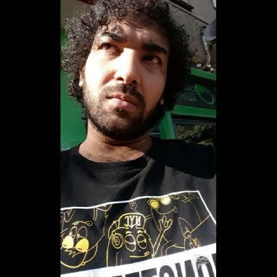 A Dreamer.
Art makes man more human.
VO🎙| 📸🎨✍🏼📒 Cinema🎬Music🎶 Philosophy📚 Egyptology 🇪🇬𓋹𓂀
I love Mum infinity | I ♡🐈
Oneday I'll buy Cybertruck 🚗