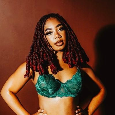 27. virgo. for business inquires tielatoffee@gmail.com. IG: @tielajavon || RIP devan 🕊🙏🏾💕