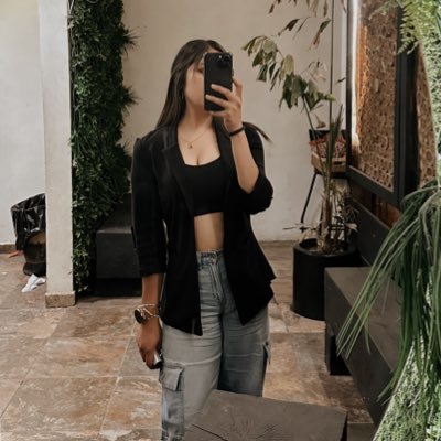 Andreaesba12's profile picture. 