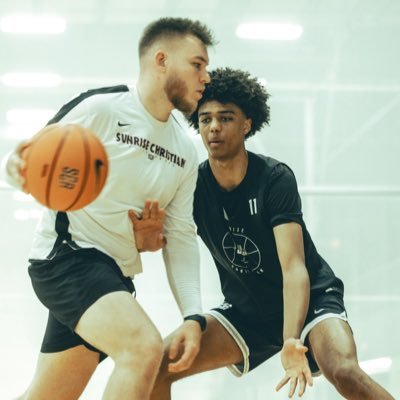 Assistant Coach & Director of Basketball Operations @sunrisehoops