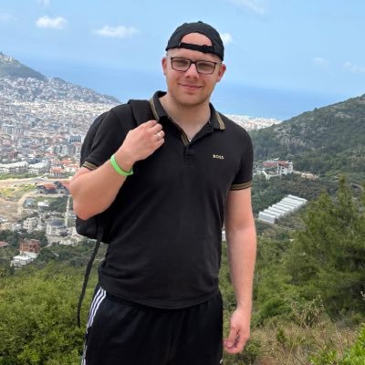 ROSENCS2's profile picture. Computer sælger