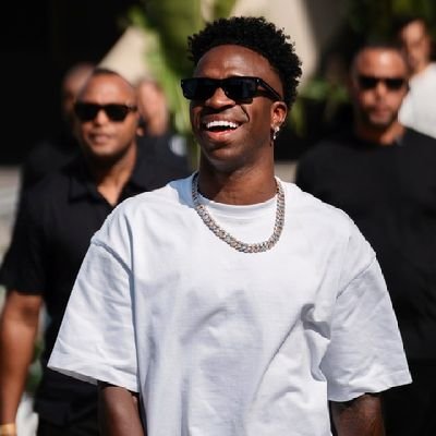 Youndle_'s profile picture. @realmadrid 🤍 | @vinijr ⚡️