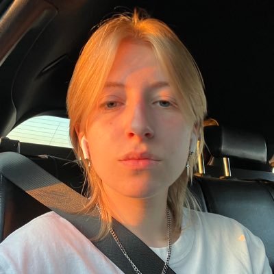 @knightlybutch_