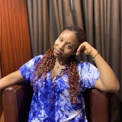 ♔Official account 😎 👩⚕️Registered Midwife 💻Virtual Assistant ✍️Writer👍Live📿Laugh😊LoVe❤ 👕Jovial and friendly