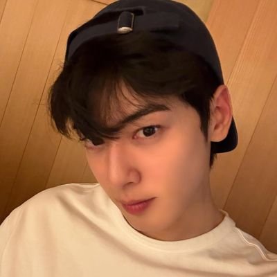 Maria_shin7785's profile picture. artist