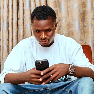 BarttiStar's profile picture. LIFESTYLE PHOTOGRAPHER  📸💫🐐

 AVAILABLE FOR BOOKING📖 
WE FRAME  ALSO 🖼
Whatpp📲:07085089848