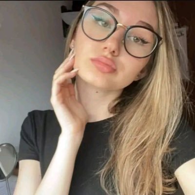 katei11222's profile picture. 