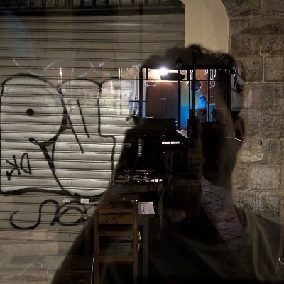 surfersw1tch's profile picture. 26 y.o. m (him) 
in amsterdam rn