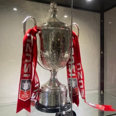 Sarahcouz73's profile picture. Mum of boys, socialist and proud of it, OU graduate and proud of it, atheist, ex-football team manager and FA L2 coach (without portfolio)