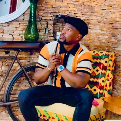 📺 Host of Chilling show. Telling stories that inspire,educate & Entertain||Actor KYADDALA SN II. Brand Ambassador @lapaireUg ||RT No endorsement ||MAN U fan.