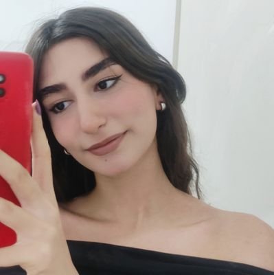 roj______'s profile picture. 22