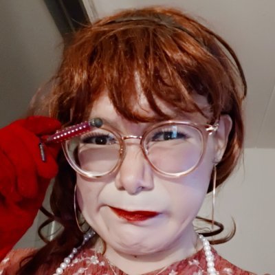 Linda69Empress's profile picture. I'm just being myself. I'm a anal sex Empress too.