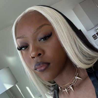 abdollars's profile picture. aka AB DOLLARS (𝘶𝘱𝘱𝘦𝘳𝘤𝘢𝘴𝘦)/ æ biː ˈdɒləz /🌍 info@abdollars.com