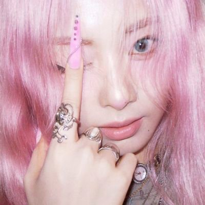 #레드벨벳 Imperfect for you ~ multifandom✨|| (dm or @ if i don't fb) he/him~23~🇬🇧/🇮🇳 ANDIE 💜 JADE 💚 fan account 🏳️🌈