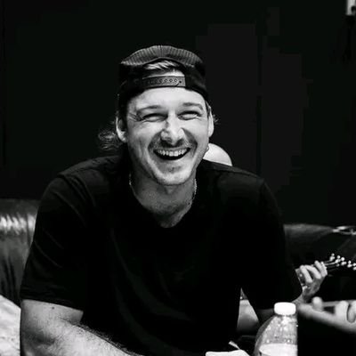 wallwn86716's profile picture. back up account