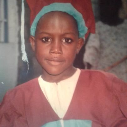 A graduate of Microbiology (https://t.co/Vg2HTRXiXI.), Gemini ♊, Media Presenter 🎤🎧🎙️🎬, Football Lover ⚽🤾🚴, Real Madrid 🤍⚽🇪🇦, Muslim 🕋🕌, Peace ✌️, D M L R 💯✨🌍
