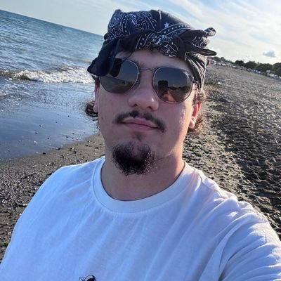 alpernae's profile picture.