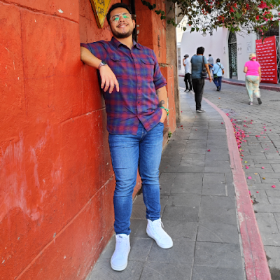 AbrahamVal40015's profile picture. 