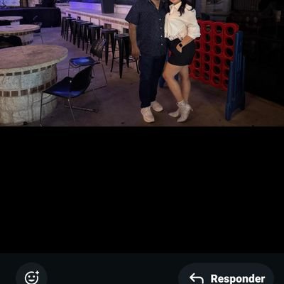 Somos pareja ella 35 bi y el 46 hetero en busca de chica para trio MHM