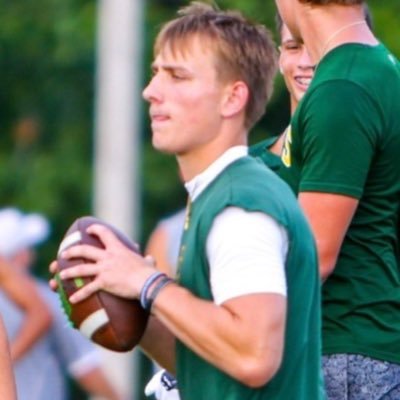 2027 Red Bank Catholic HS, NJ ☘️| 🏈Dual Threat QB | 6' 0” 190 lbs |@CoachLangeRBC| GPA 3.85| Cell: 848-231-2355 jakethomasgarrett@gmail.com NCAA ID# 2411464072