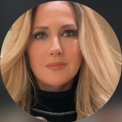 BiancaTix1's profile picture. 🎨 Creative Soul | Lifestyle & Inspiration | Spreading good vibes daily