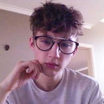 troyebabyyyz's profile picture. I bloom just for you 😛😇