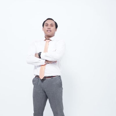 Beginilah hidup penuh dengan kesenangan dan gemerlap sementara saja ~