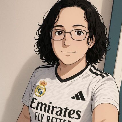 Lidia. Madridista desde que mi madre me parió. Raulista y Rockera 🤘🏻🤘🏻