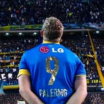 @BocaJrsOficial @ManUtd
Anti partidos políticos y Antiriquelme. hater n1 de velasco y amorim. viuda de Agustín Rossi