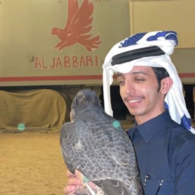 مقدم 🎙️ حاصل على شهادة روّاد المنابر | Computer Science 👨🏻💻، @_uoh | رئيس سابق @CSC_uoh | اللهم أنفعني بما علمتني .