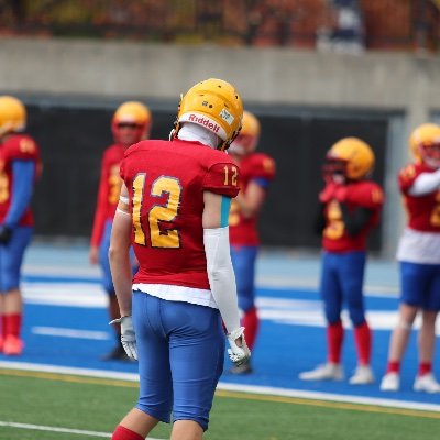 OLB | 6,1 205Lbs | Class of 26 | Northern Red Knights Football | School Email - Owen.Rollason@student.tdsb.on.ca | Hudl in bio