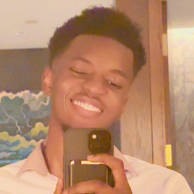 JrMutumba's profile picture. Me and her locked in fr!