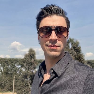 İlahiyat / Cuma 21.30’da Ekotürk Tv’de
https://t.co/G5SPGhlAVu