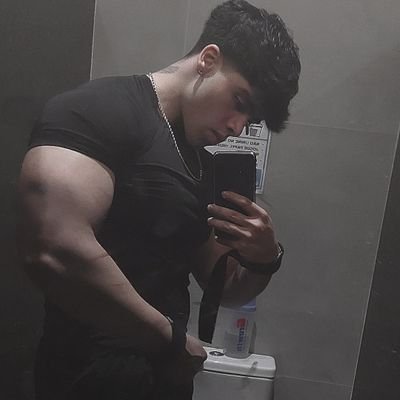 K3ntt_lim4's profile picture. 🖤 Ratinho de academia🔱

nova cont