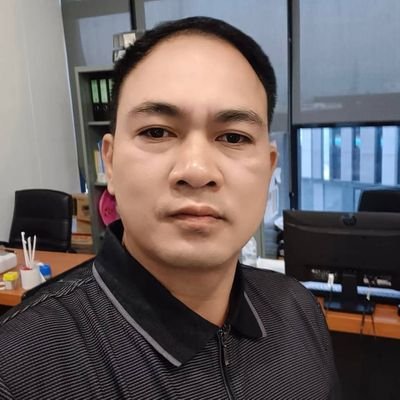chaidat2025's profile picture. Software engineer