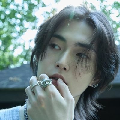 say le*iveone stan | sakura aang and seunghan's pr manager ☄️