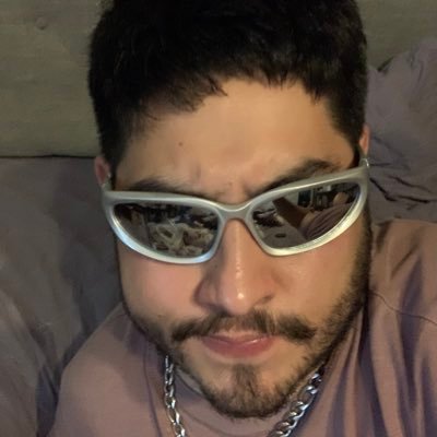 JoshVillegas88's profile picture. traditional and digital artist. sometimes nsfw. 💙