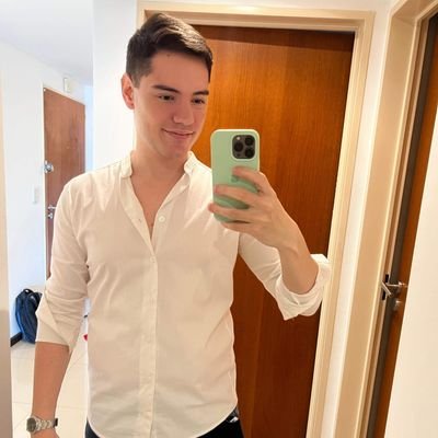 Єnєas Nicolas Profile