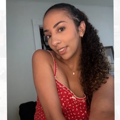 suhailahmufleh's profile picture. may you grow from the dirt you got left in