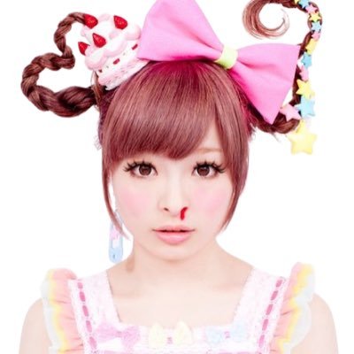 dollilace_'s profile picture. 