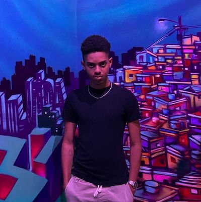 lucxscarv_'s profile picture. RM 8:18
🐝
every nigga is a star