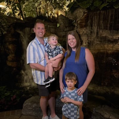 Catholic. Husband. Dad. @FrankLaRose SWOH- Dep Dir Regional Operations 🗳️🇺🇸 @CityofClaytonOH Council Member 🏡 @MC_OhioGOP Vice Chair 🐘@UnivofDayton Alum 📚