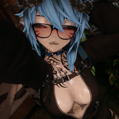 18+🔞| She/Her🏳️⚧️| MINORS DNI | DMs open but might take a bit to respond | half body atm |