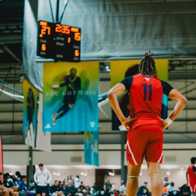 hoodi3des's profile picture. 1x State Champion 6’7 220 lbs Forward/C Cell:8033188939
