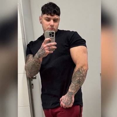 FranFages's profile picture. ♏️