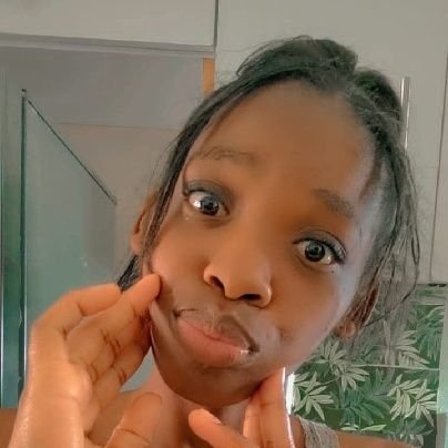 live life by it's day , nothing is impossible
Proud single mother of 2🥰🥰
Love u Mommy😘😘