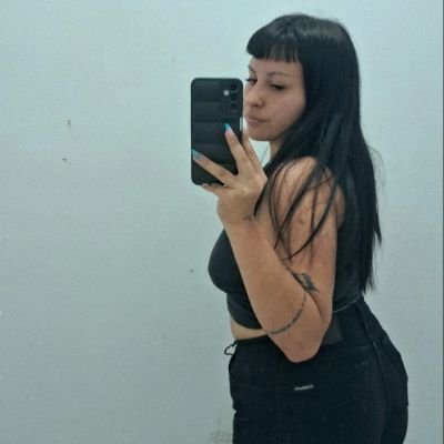 •Mamá de Ayla Victoria🤍
•Balazos para aquel que caga en el lugar que come.