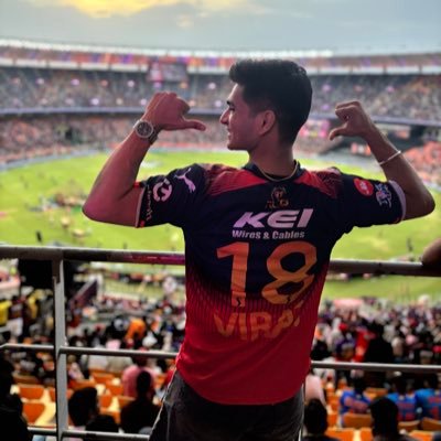 AnshuB18's profile picture. A CA who loves 🏏👨‍🍳🕺⛰️🚴.... + corporate majdoorrrr