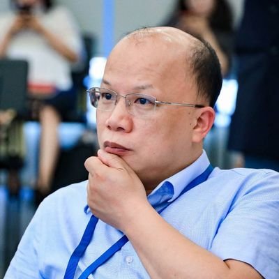 Teacher at Wuhan University of Science and Technology. I'm focusing on Semantic Web, Knowledge Graph and Distributed Computing.