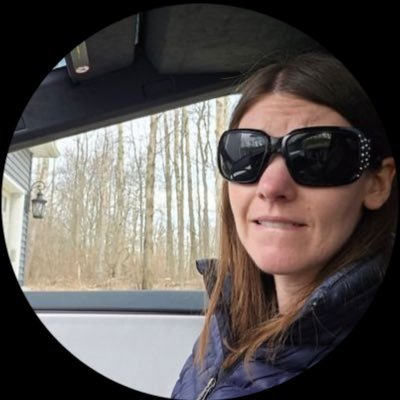 I'm Stephanie, the wife of Dirty Tesla! Providing you with behind the scenes moments and also the personal manager of Elon musk.